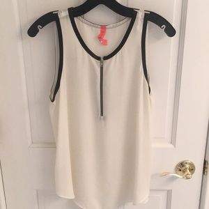 Eight Sixty Tank Size Large
